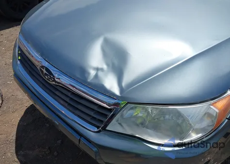 2010 Subaru Forester 2.5X Premium z USA, uszkodzony, nr VIN JF2SH6CC7AH732611